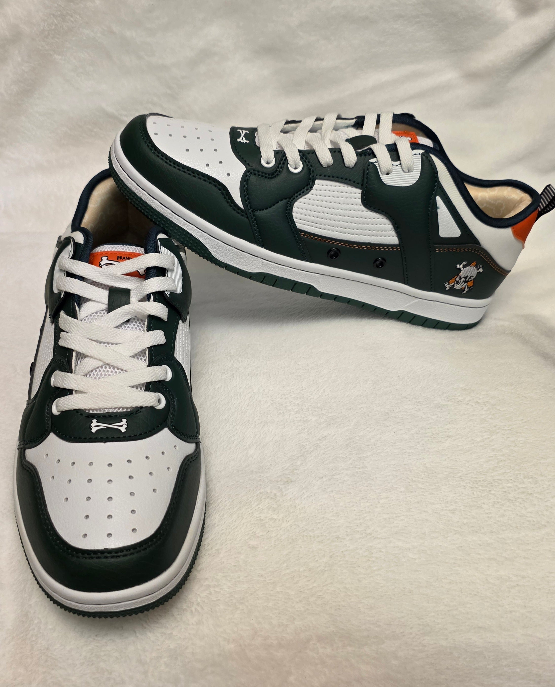 Brand X Tomestone Jokers black white orange sneakers