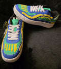 Tropics Bones Sneaker – Size 6Y / 7.5W