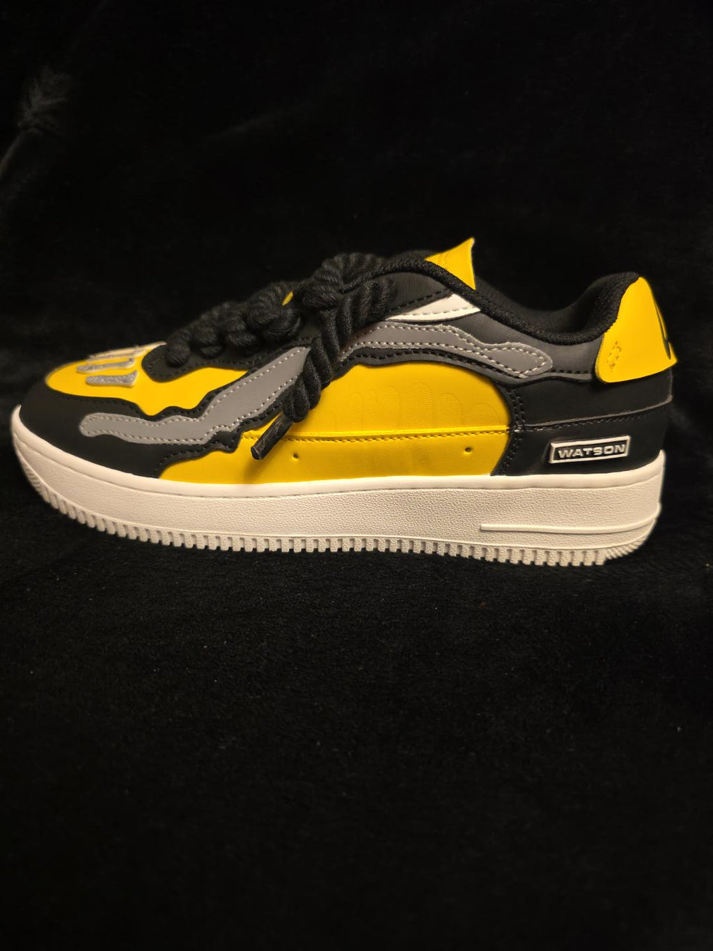 Watson Bones The Wu Men's Sneakers