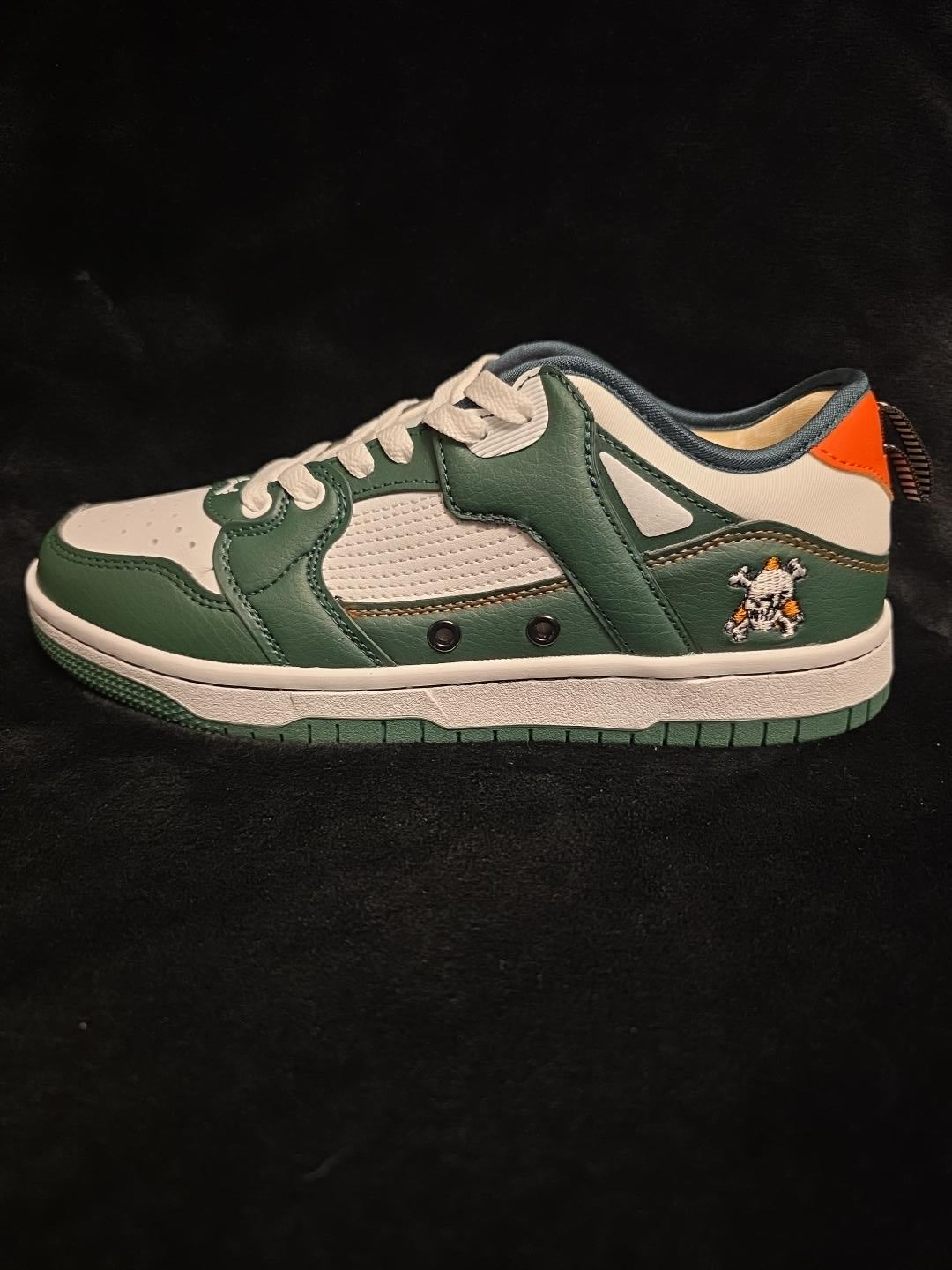 Brand X Tomestone Jokers Sneaker