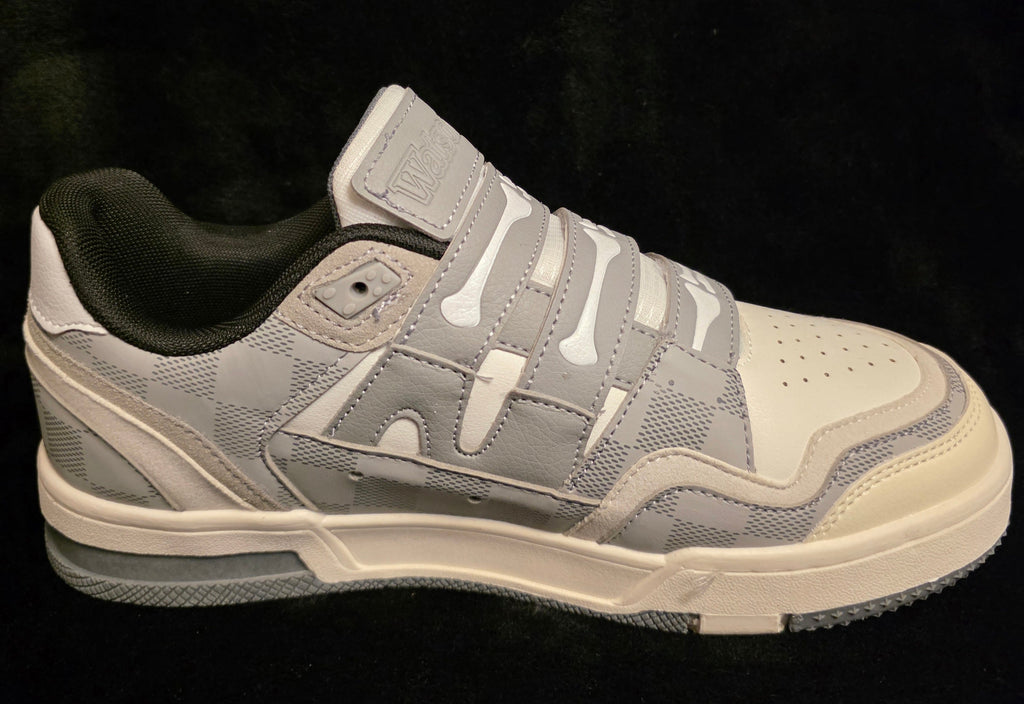 Watson Vulture-09 Vintage Checkerboard Men's Sneakers - alternate side view