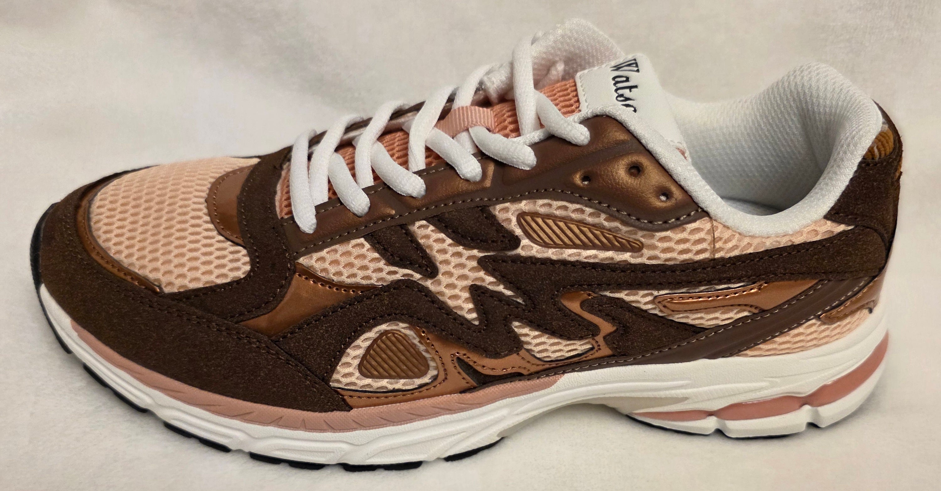 Watson Lyte Runner Millennial Men's Sneakers - side view with rose gold W flame overlays on honeycomb mesh